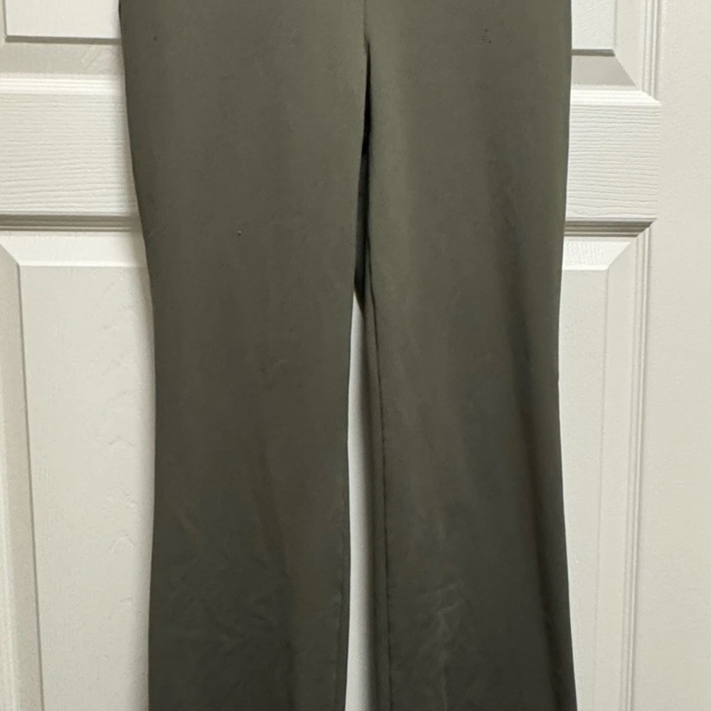 RBX Green Leggings Sleek and Comfortable